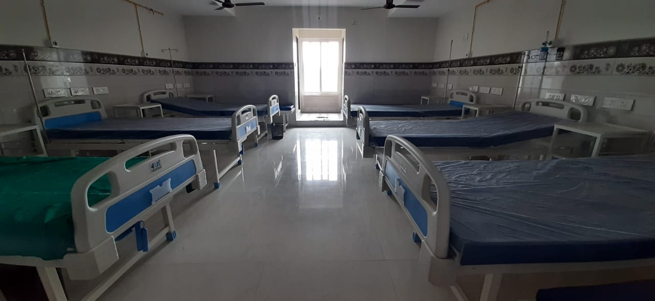 Ward room with multiple beds